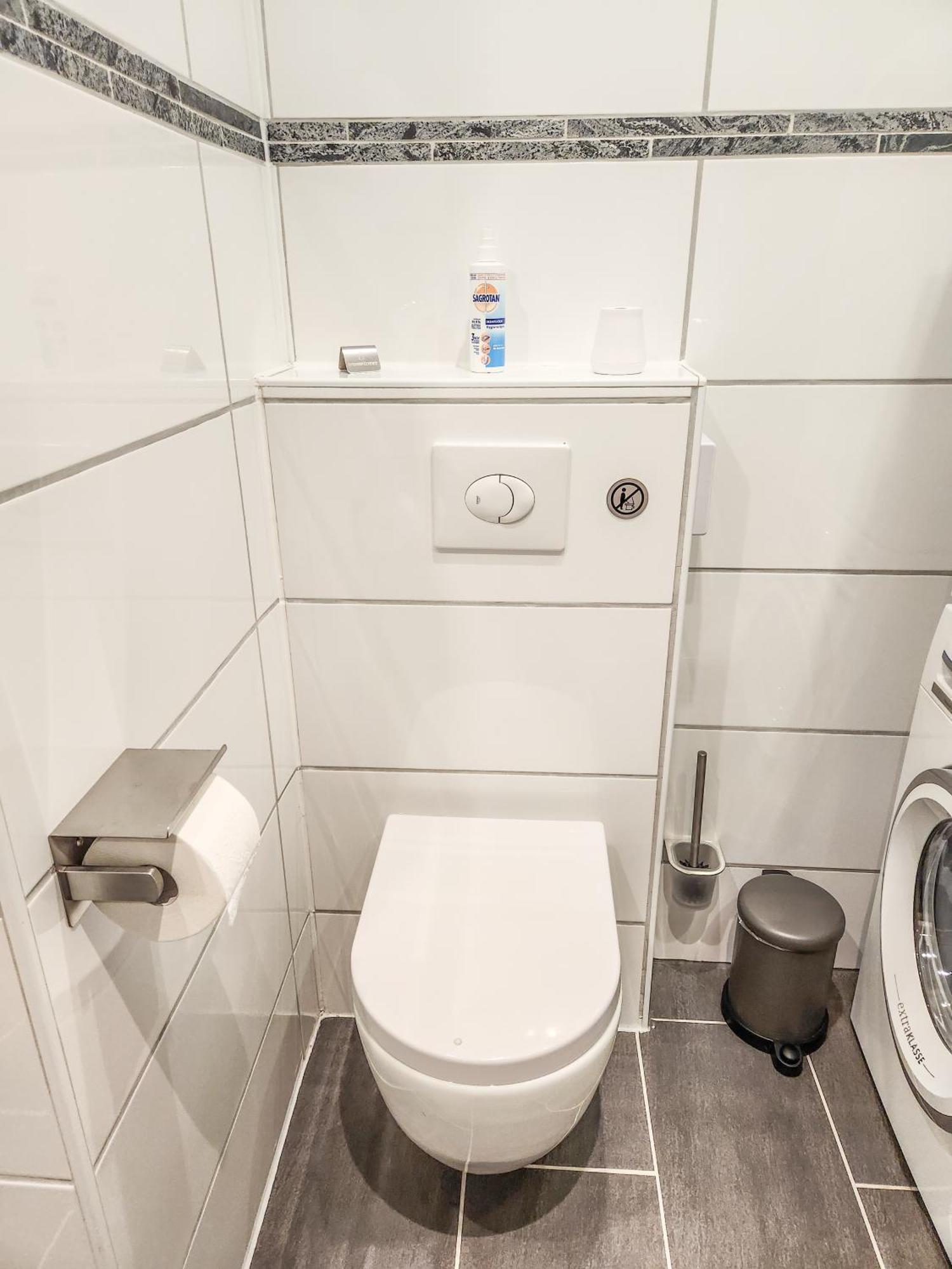 Geli Homes L1 - 2X Zimmer, 2X Kingsize Bett, 1 Bis 4 Personen, Parkplatz, Tv, Wifi, Top Kueche, Kaffee, Tee Lünen Extérieur photo